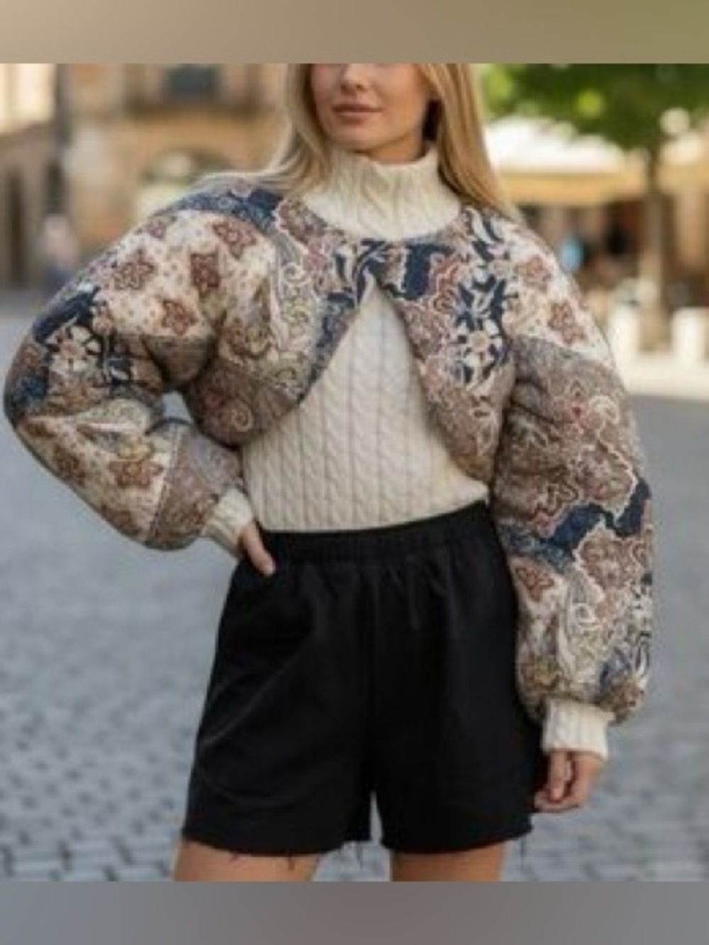 House of Harlow Paisley Quilted Turtleneck Shrug Bolero Jacket O/S